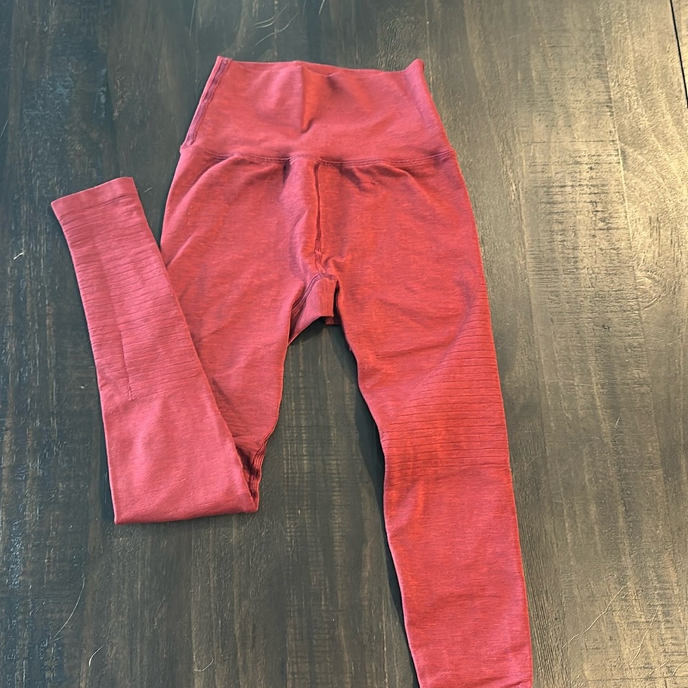 Red Alphalete Amplify Legging XS